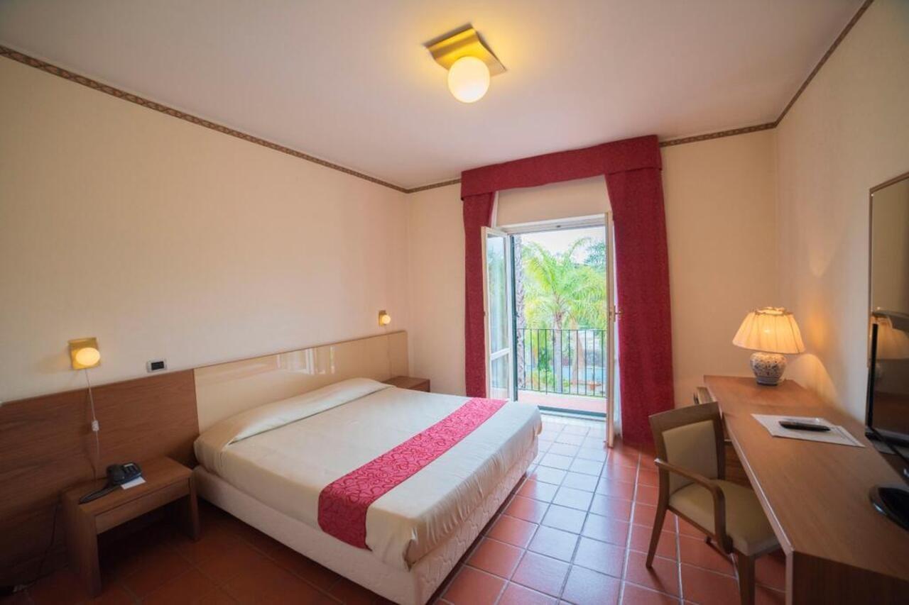 Orizzonte Acireale Hotel Ngoại thất bức ảnh