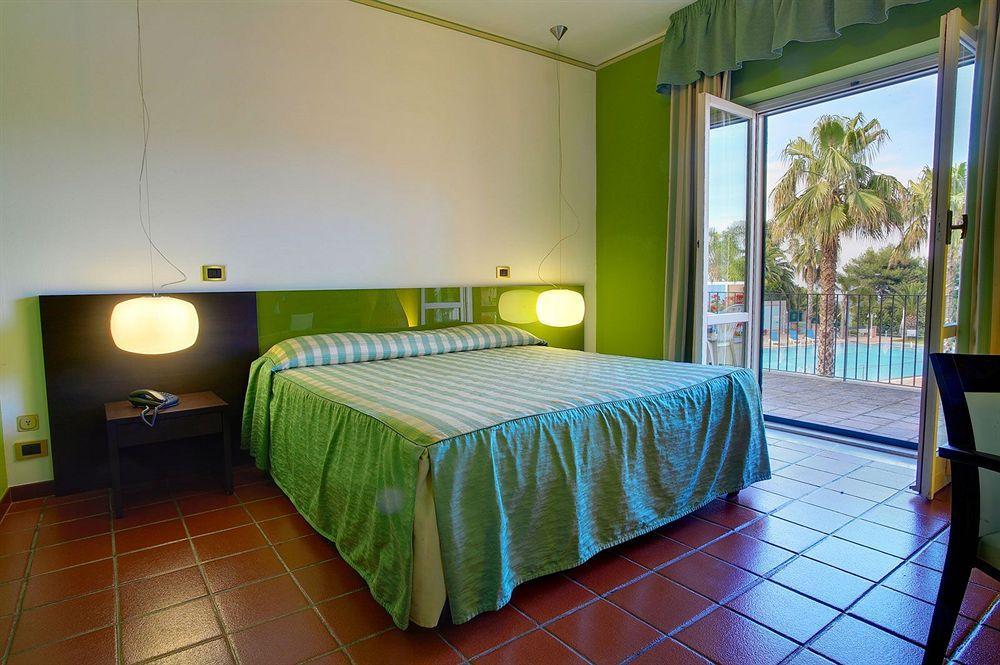 Orizzonte Acireale Hotel Ngoại thất bức ảnh