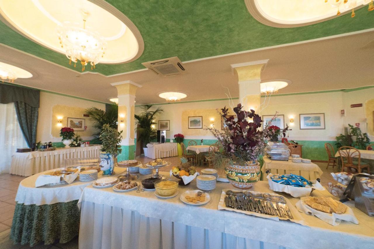 Orizzonte Acireale Hotel Ngoại thất bức ảnh